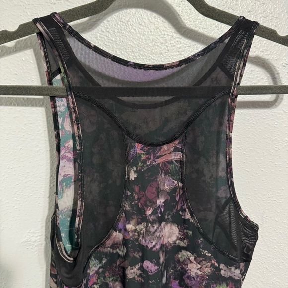 Lululemon floral tank top size small - Picture 2 of 4